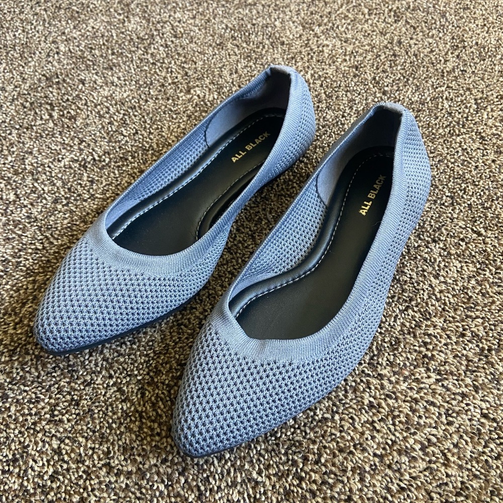 All Black Footwear Gray Mesh Pointes Toe Ballet Flat Comfort Shoes EUC Size 38